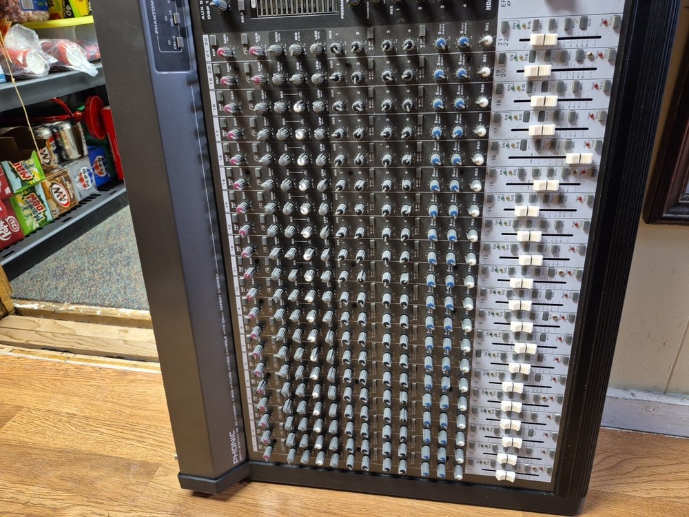 Phonic Sonicstation 32