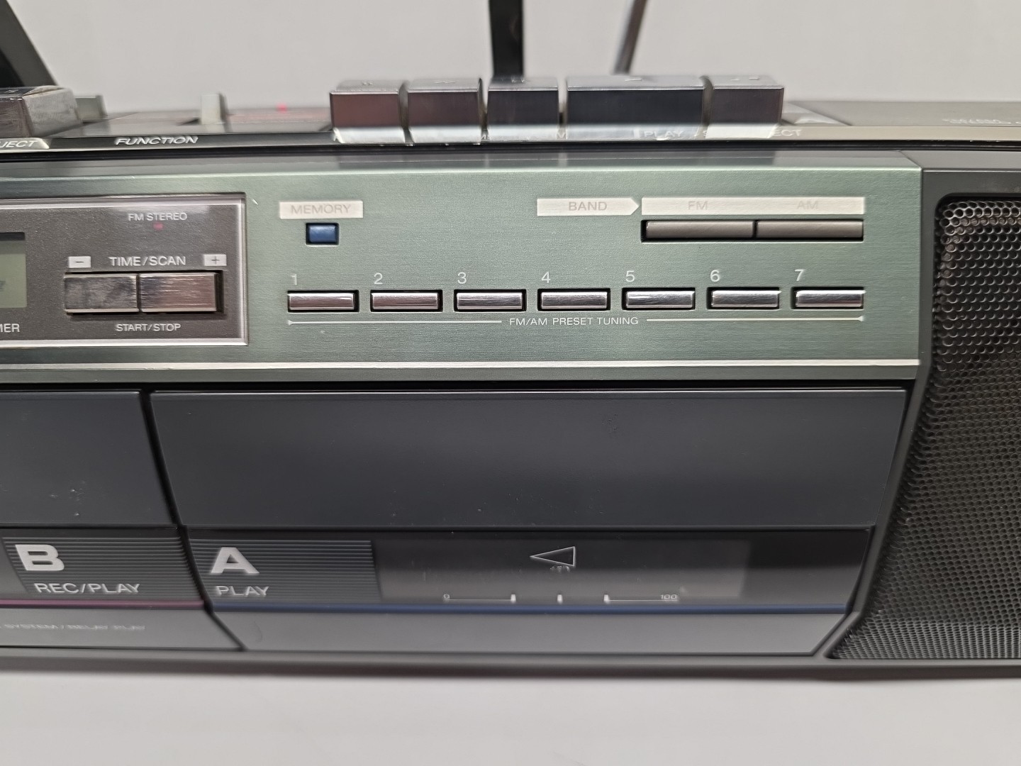 Sony CFS-W501 Soundrider AM FM Dual Cassette Player Only Side B/ Radio Working