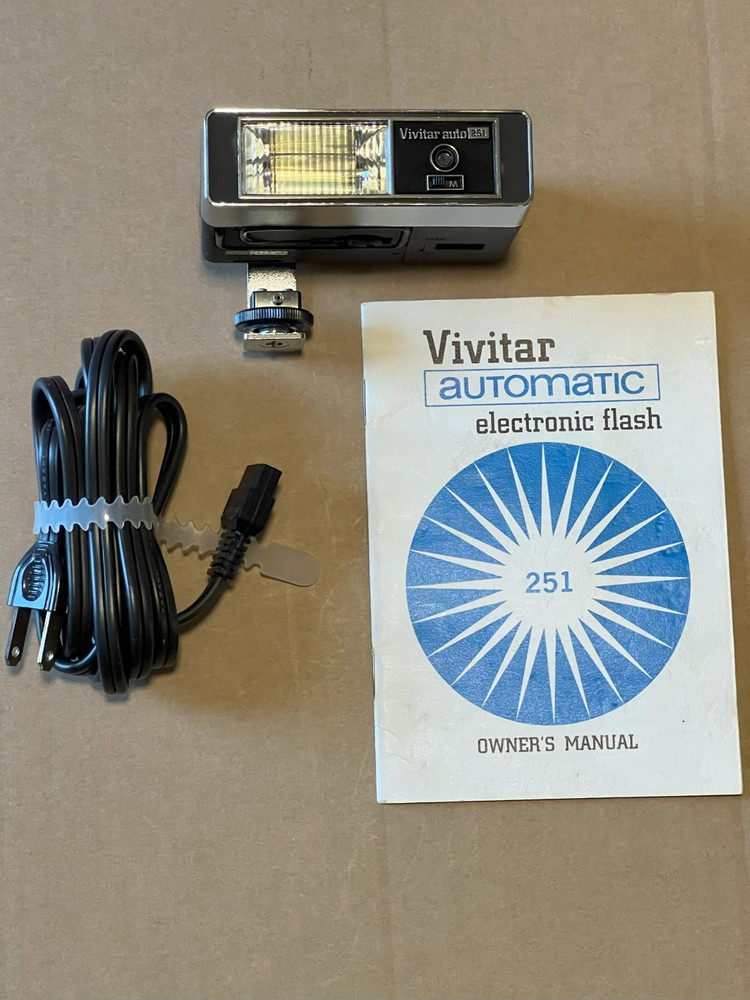 Vivitar Automatic Electronic Flash 251