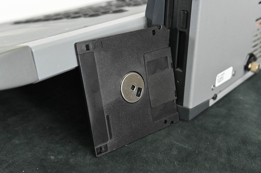 ETC Express 250 Lighting Control Console (NO POWER SUPPLY) CG01LWT