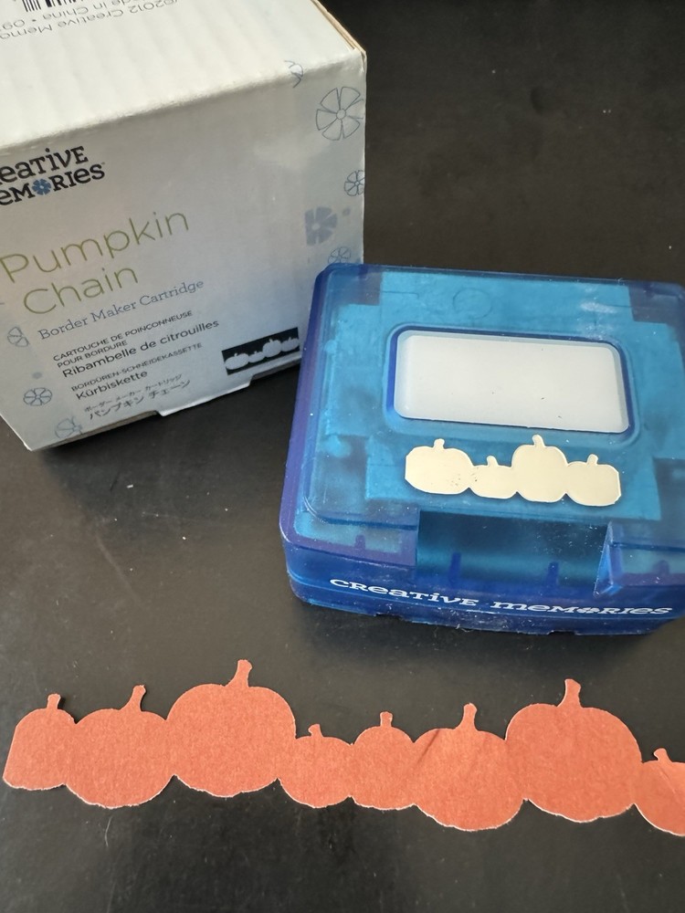 Creative Memories Pumpkin Chain Border Maker Cartridge Boxed