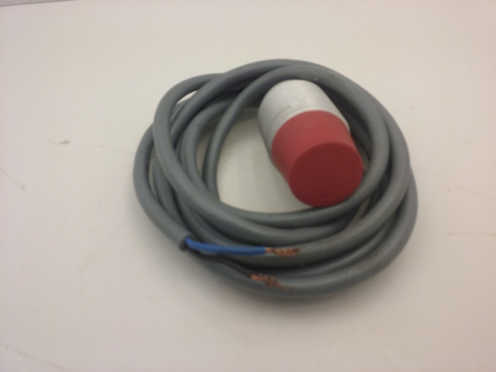 HONEYWELL MICROSWITCH 923AB4W-A7T-L PROXIMITY SWITCH NIB