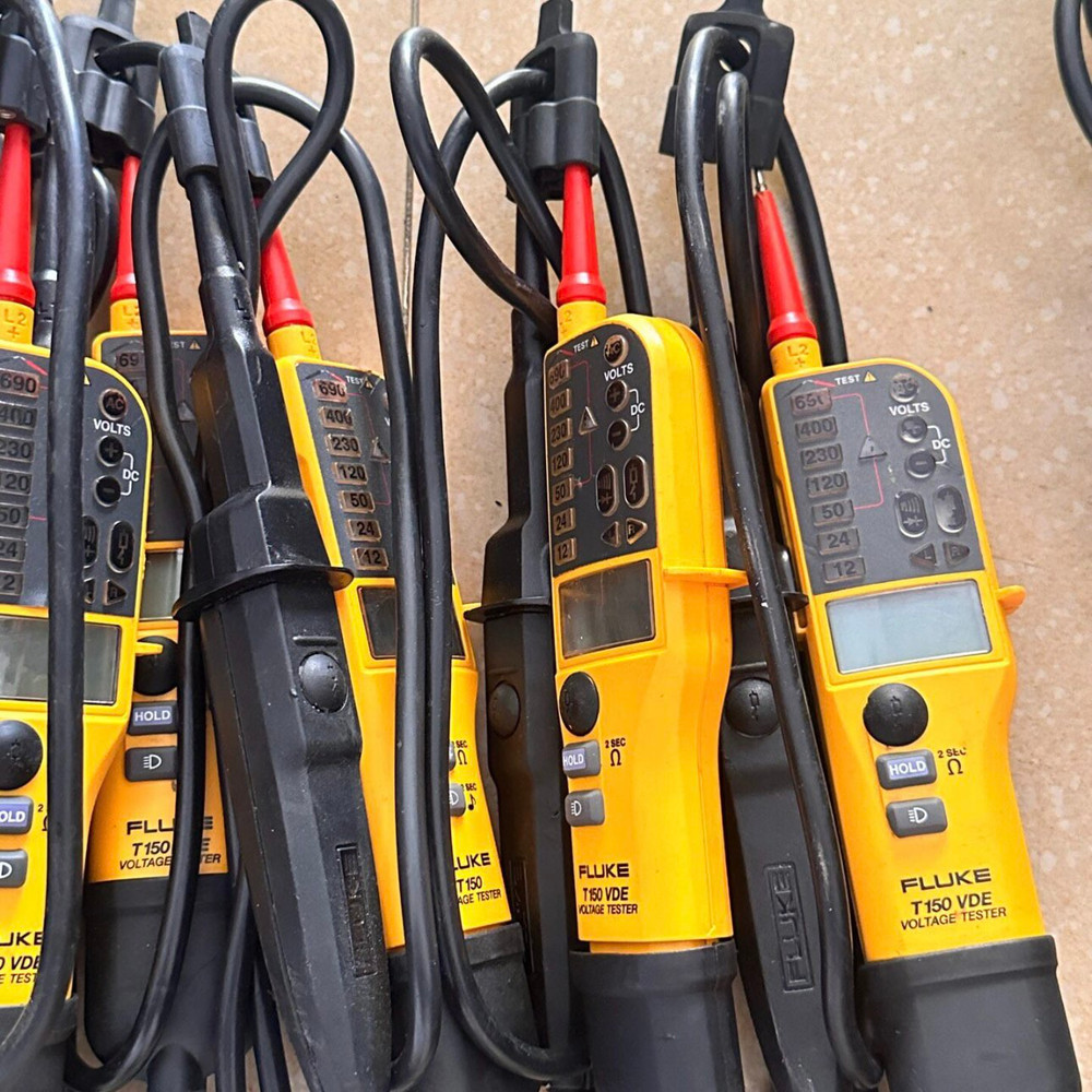 Fluke T150 Two-pole Electrical Probe Tester or flukeT150VDE/Nice/working-