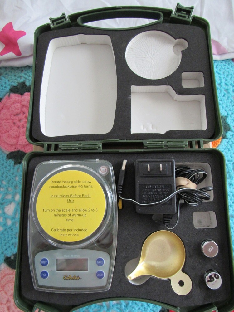CABELA'S SHOOTING ACCESSORIES XT 1500 DIGITAL SCALE **NEW**