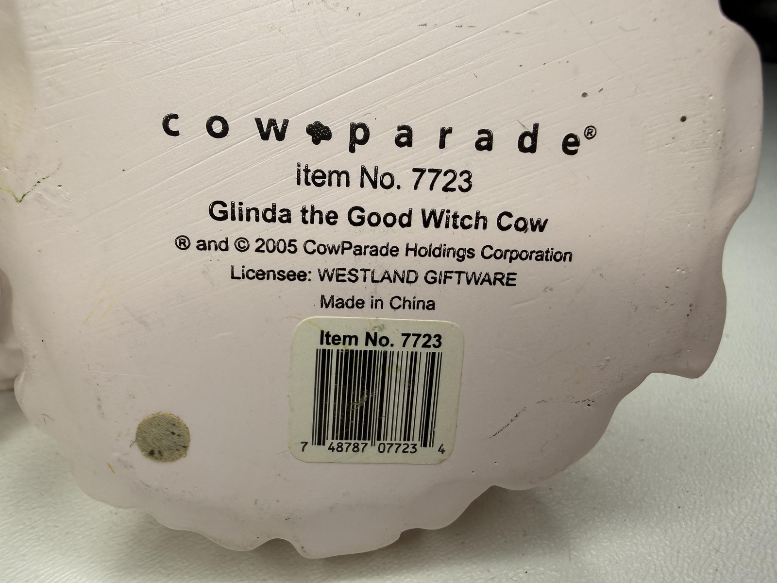 CowParade Glinda The Good Witch Cow Figurine 7723 2005 Wizard Of Oz Damaged READ