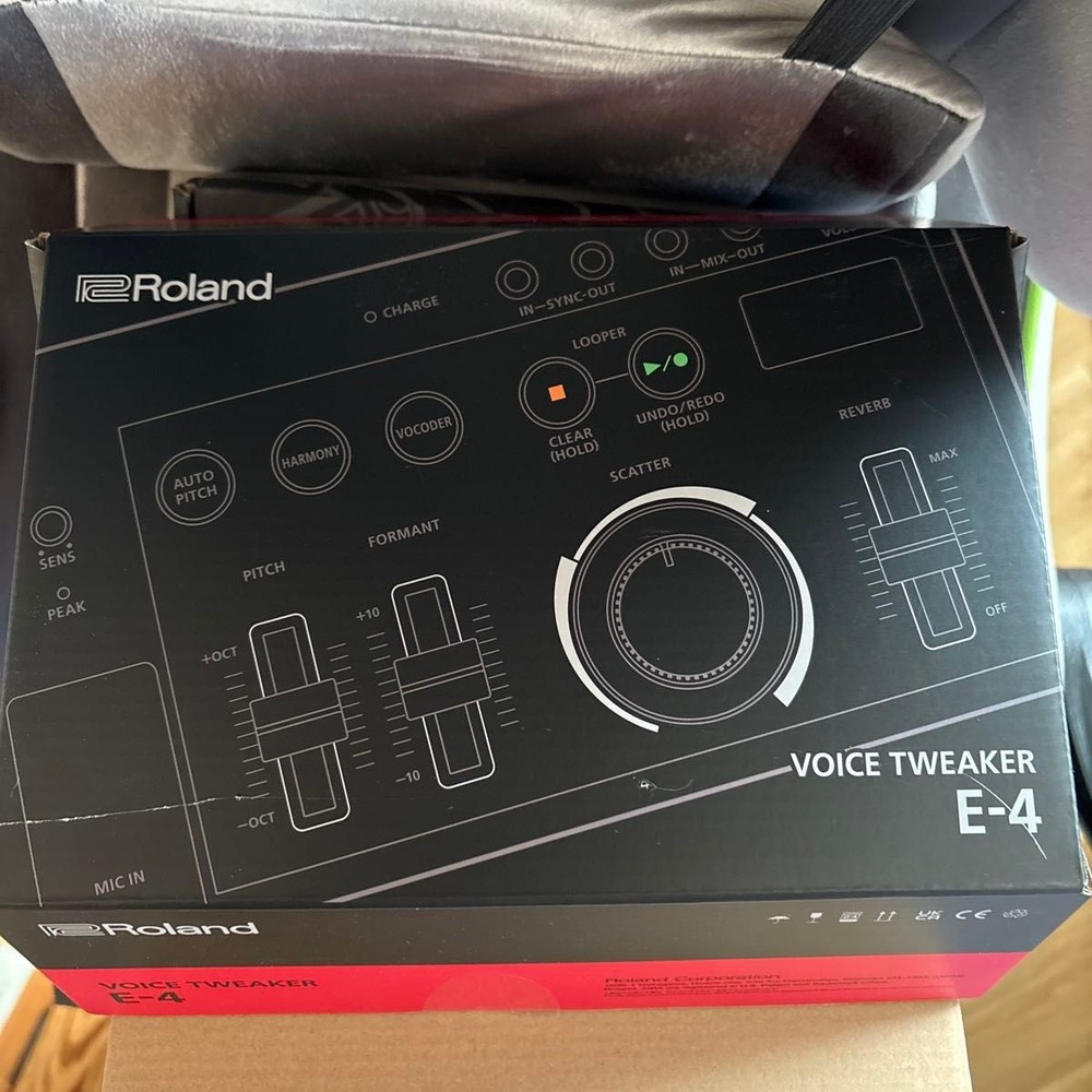 Roland AIRA Compact E-4 Voice Tweaker Vocal Effects Processor