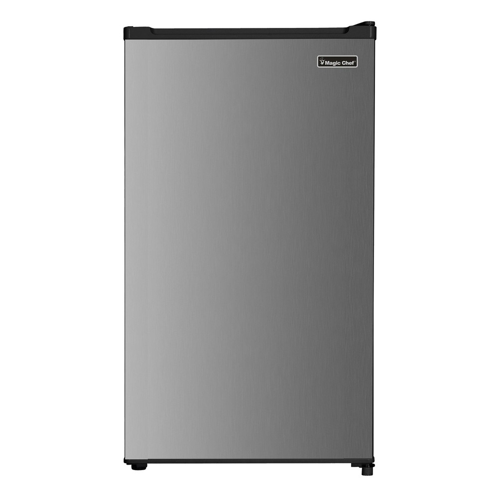 Magic Chef® 3.2-Cu. Ft. Freezerless ENERGY STAR® Mini Fridge (Silver)