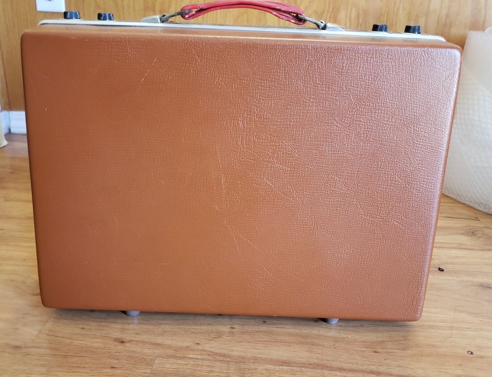 LaBelle Courier (model 86-0)
