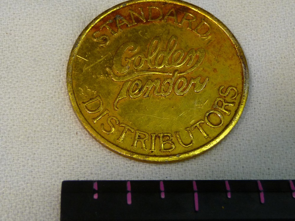 STANDARD DISTRIBUTORS GOLDEN TENDER $5 TOKEN