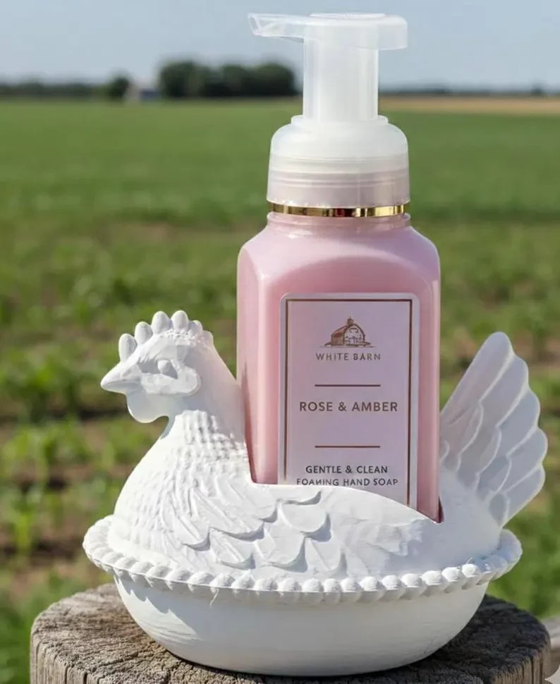 Hen On A Nest Bath And Body Works Hand soap Dispenser Country Farm House Decor