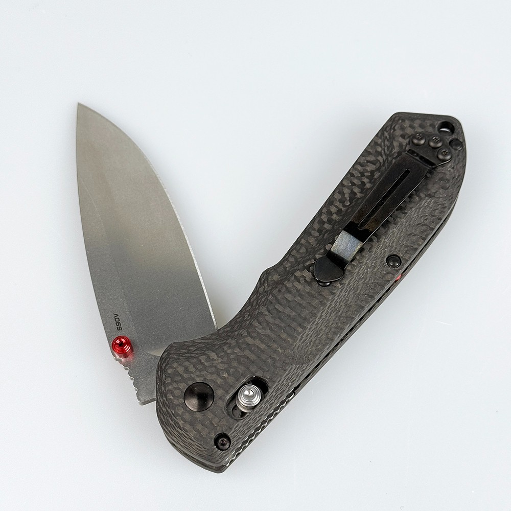 Benchmade Freek 560-03 S90V AXIS® Lock Black Carbon Fiber Handle Folding Knife