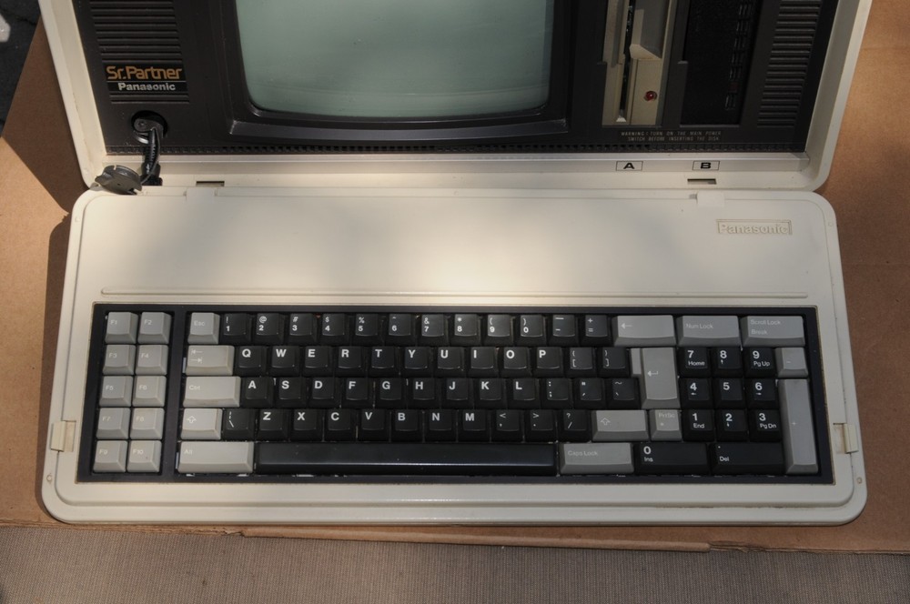 PANASONIC SR. PARTNER PORTABLE COMPUTER, USED, WORKING