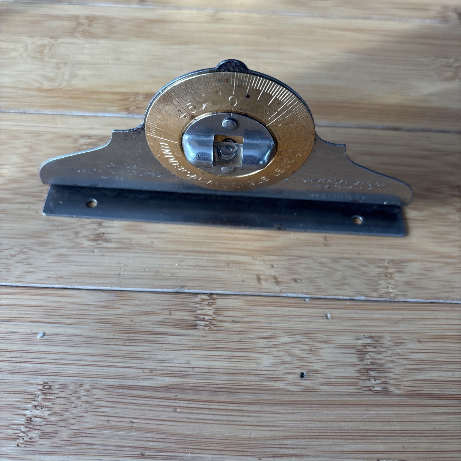 Vintage Level Protractor "UNIVERSAL MFG. CO." ALL ANGLE Brass & Steel LEVEL ☆US