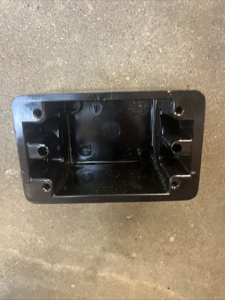 HUBBEL Black Phenolic F.D. Box