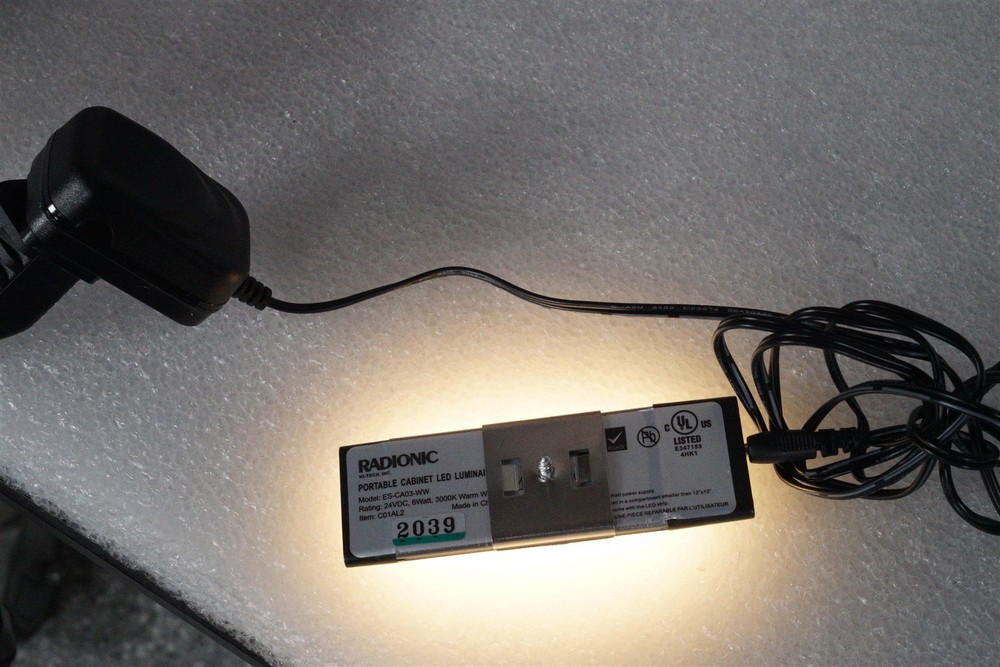Radionic ES-CA03-WW 4 Inch LED striplight, for undercabinet and task lighting