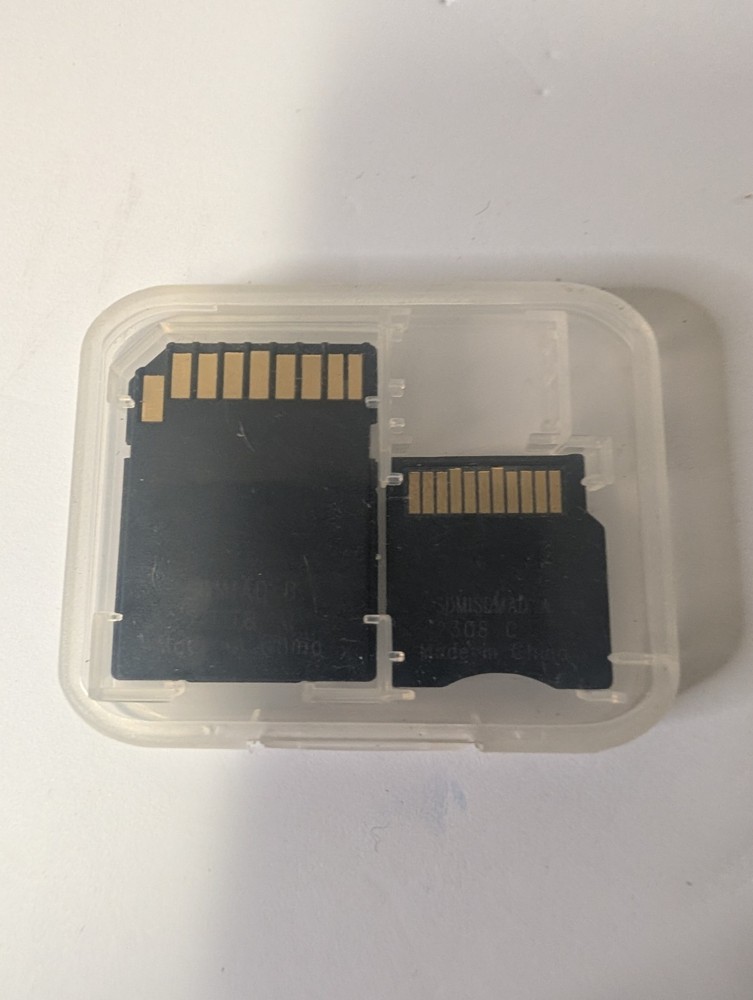 Lexar MicroSD Card Adapters Set for MicroSD Cards with Protective Storage Case