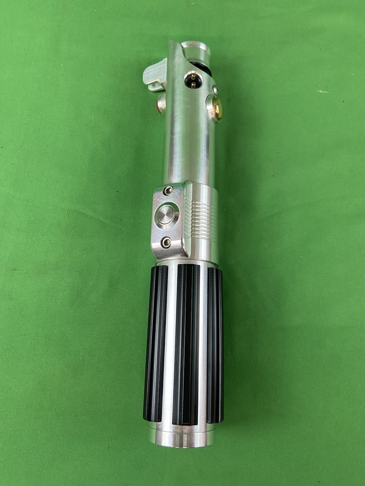 Graflex Replica Lightsaber