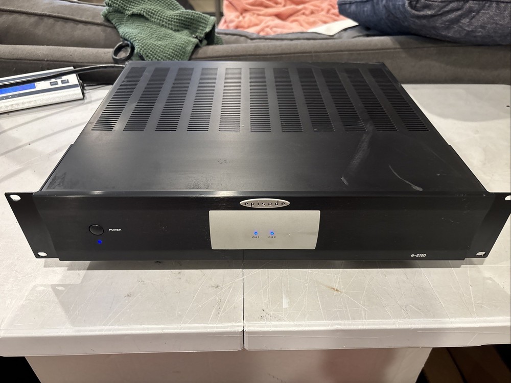 Episode  Mixer Amplifier E-2100 Amp