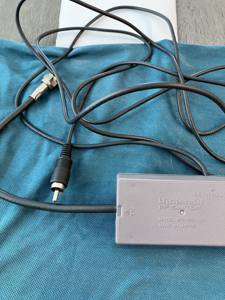 Nintendo RF Switch Modulator OEM NES-003 Pre Owned Good Condition