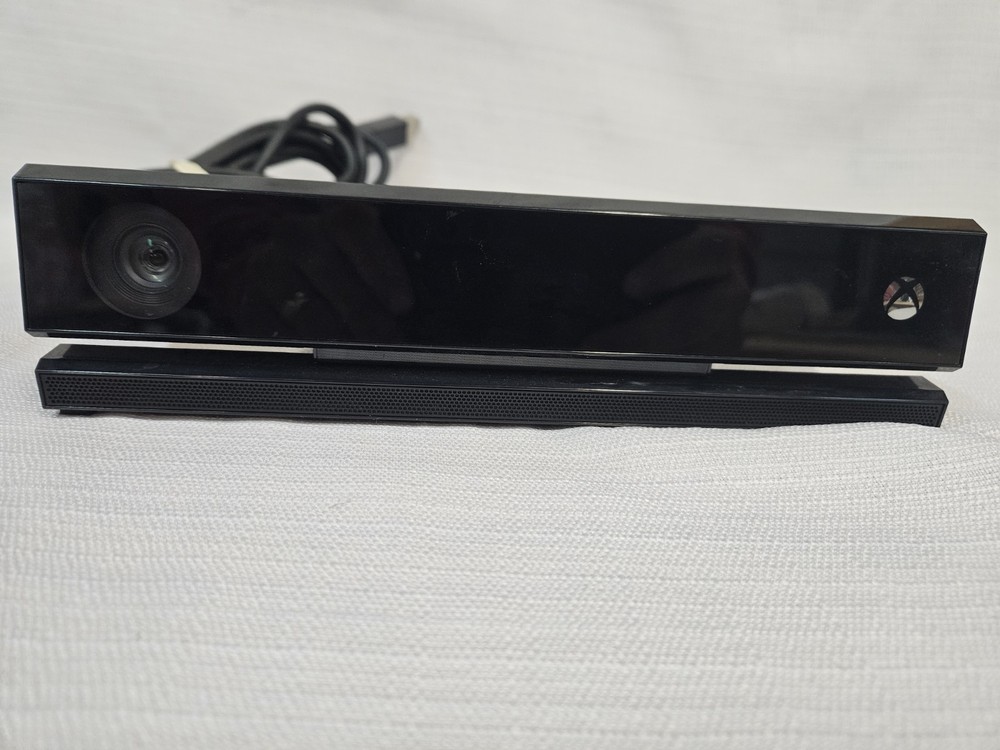 Microsoft XBOX ONE Black Kinect Motion Camera Sensor Bar Model 1520. Untested