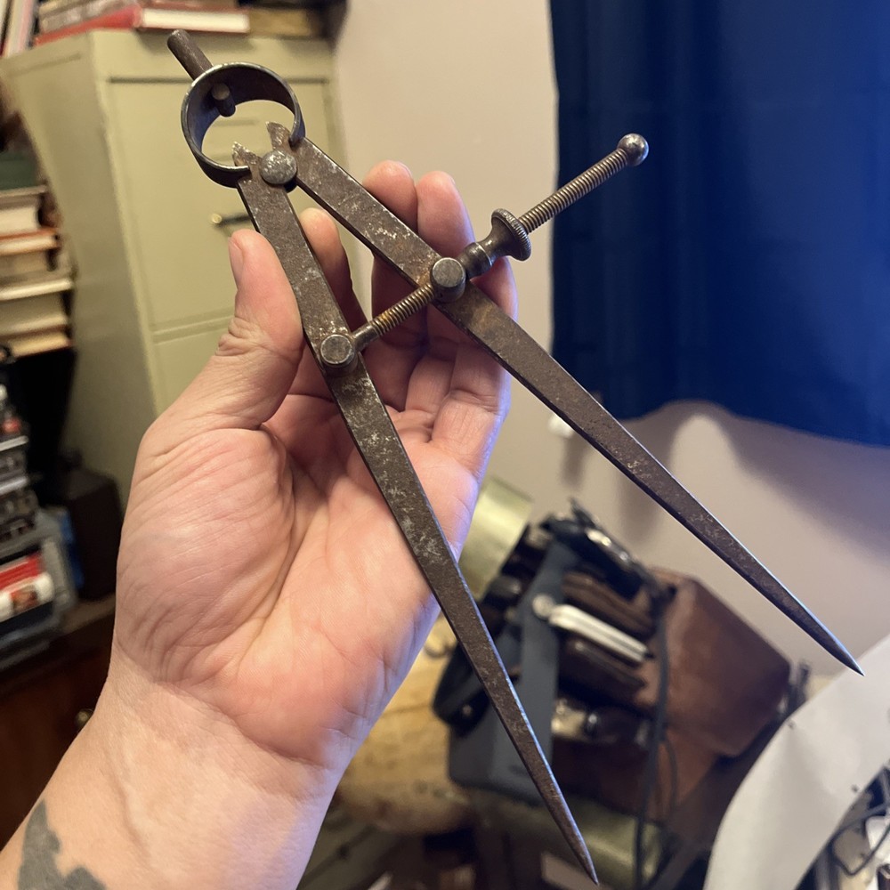 9”SPRING JOINT FLAT LEG INSIDE CALIPER USA antique