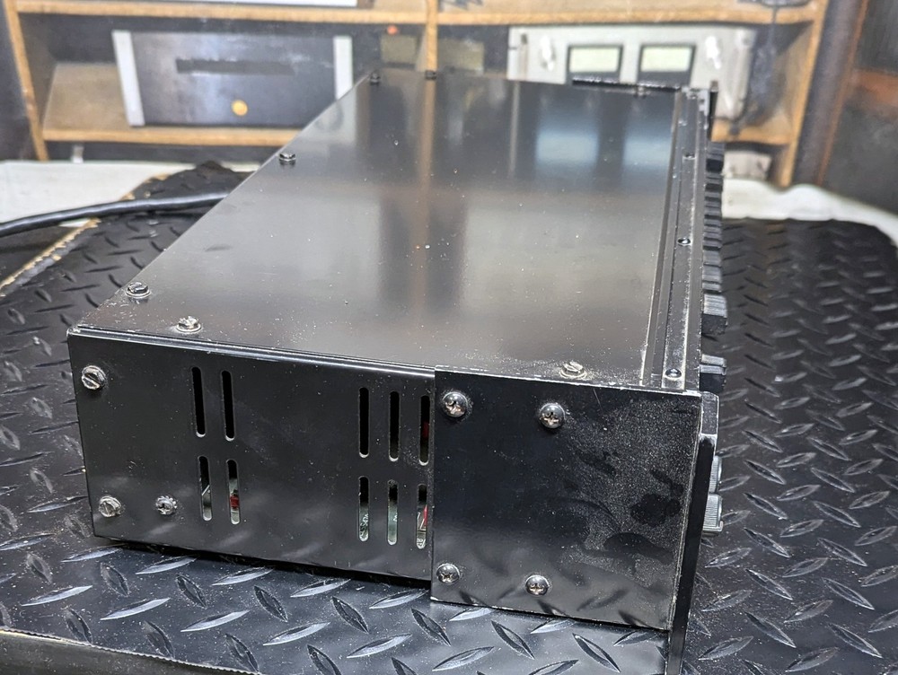 JBL UREI room equalizer 5549A with rack mounting tabs