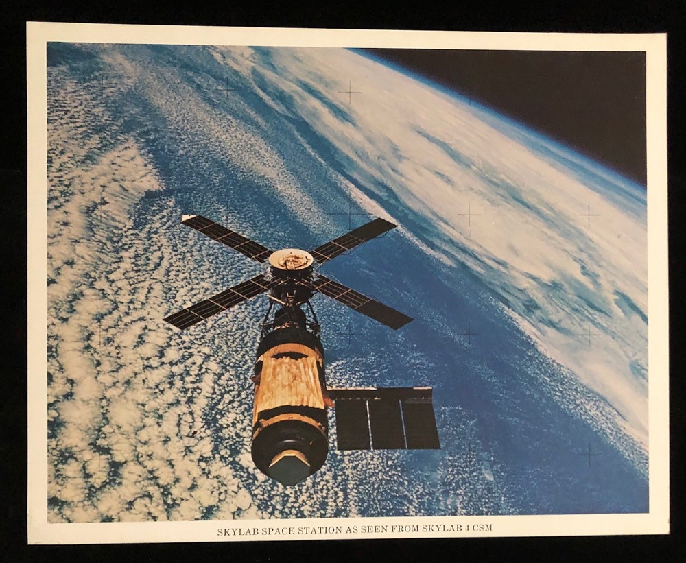 PROJECT SKYLAB 4 SPACE STATION COLOR LITHO