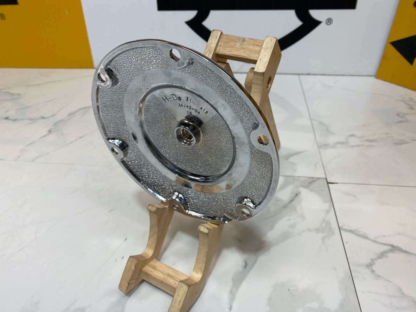 04-22 OEM Harley Davidson Derby Cover Sportster XL Chrome clutch cover