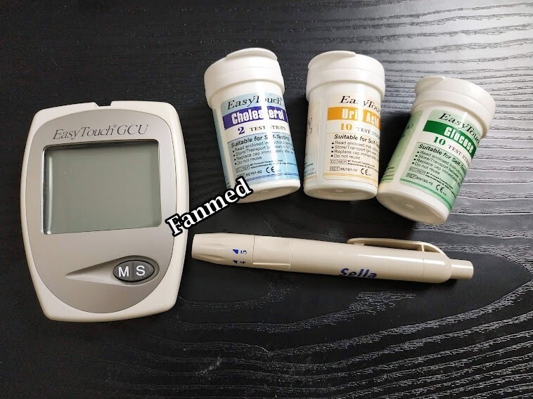 Easy touch GCU 3 in 1 - Blood check tool