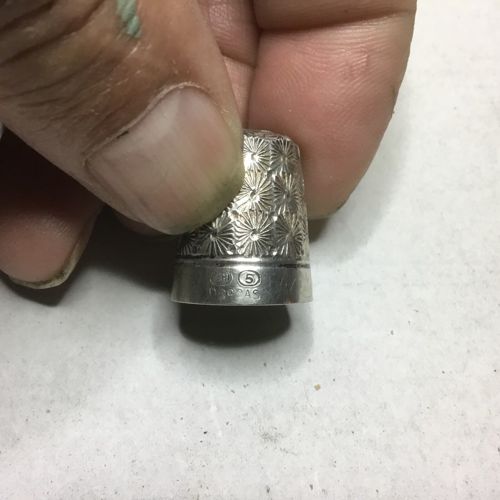 Charles Horner Silver Plated Thimble