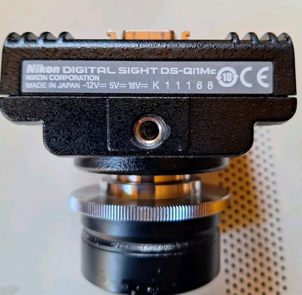 Nikon DS-Qi1MC Digital Sight Camera and DS-U3 Controller +cable