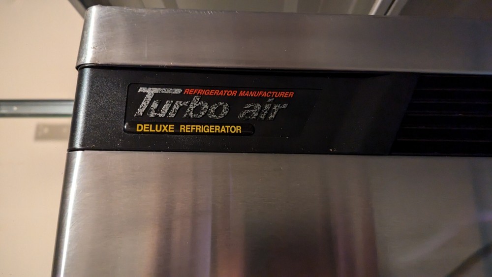 2 Door Reach In Cooler