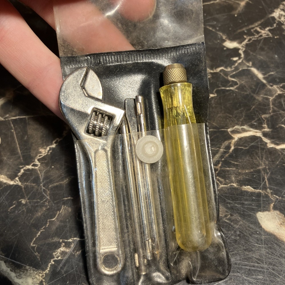 VTG Mini Adjustable Wrench 2 3/4” and Screwdriver Set Small Tools B 19