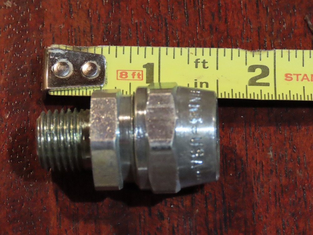 Binks 9/32 ID Hose Connection, Spray Paint Fitting