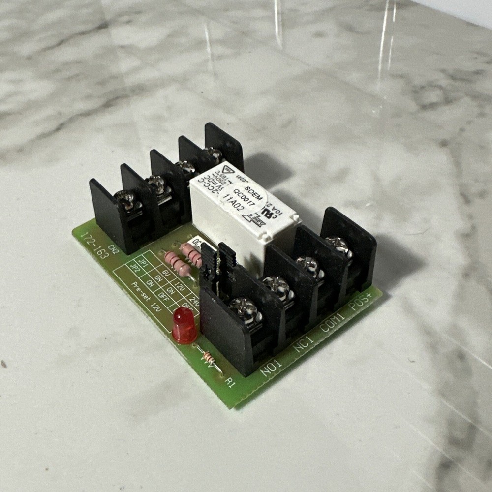 Seco-Larm SR-2224-C5 Relay Module