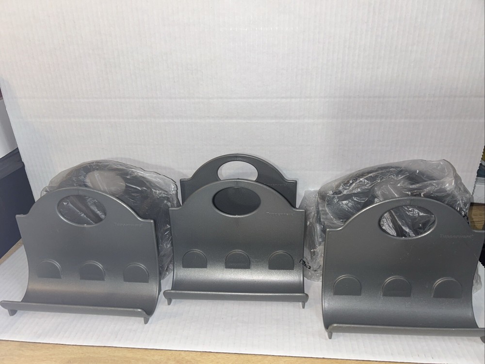 Tupperware Spice Caddy Set Of 4 New