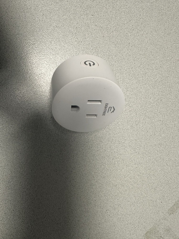 Eightree Model ET01 Smart Plug Pre-owned