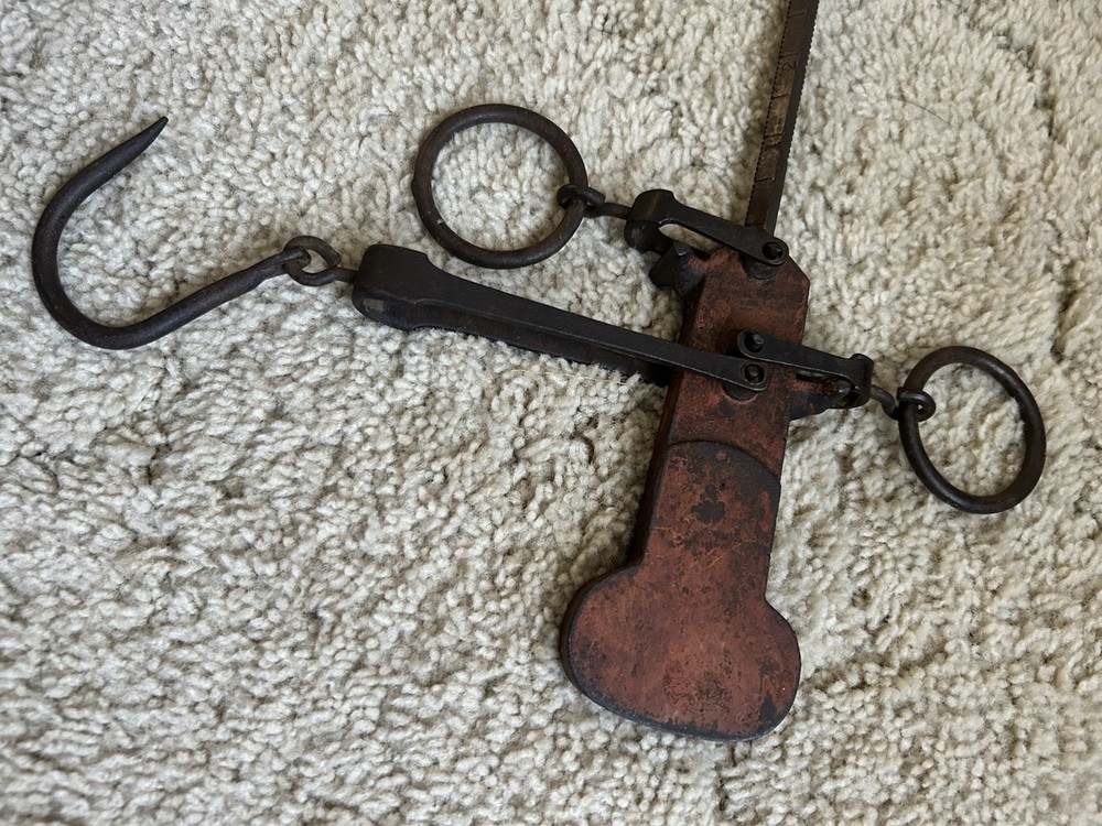 BEMIS & CALL CO.-Springfield mass-BALANCE SCALE-antique-working perfectly ***