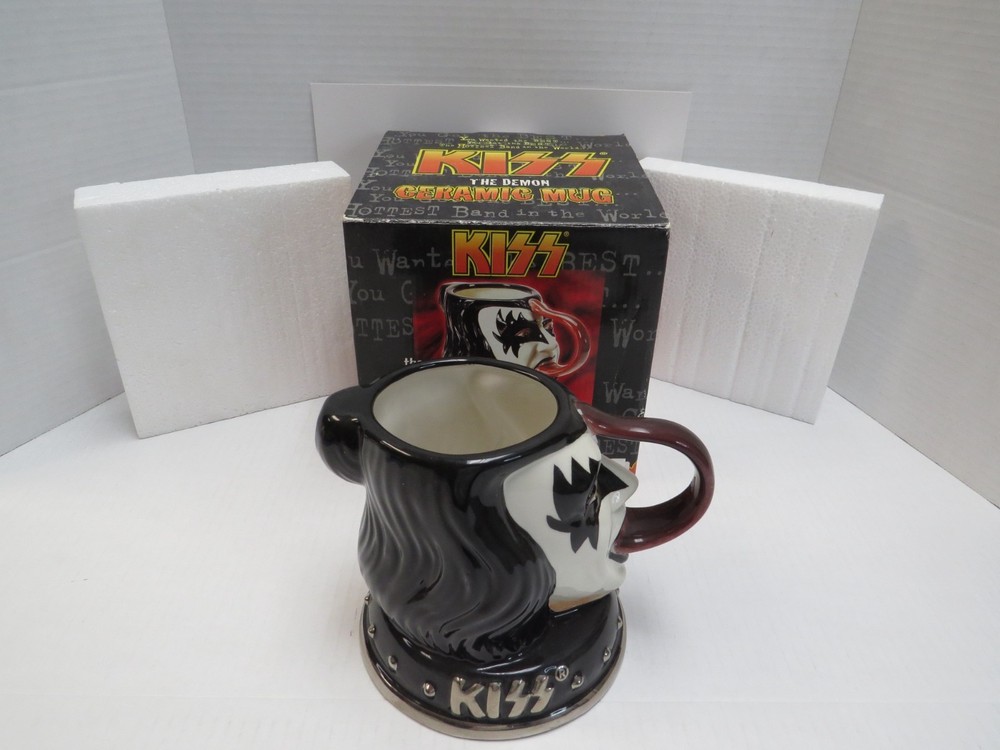 KISS GENE SIMMONS CERAMIC MUG - THE DEMON