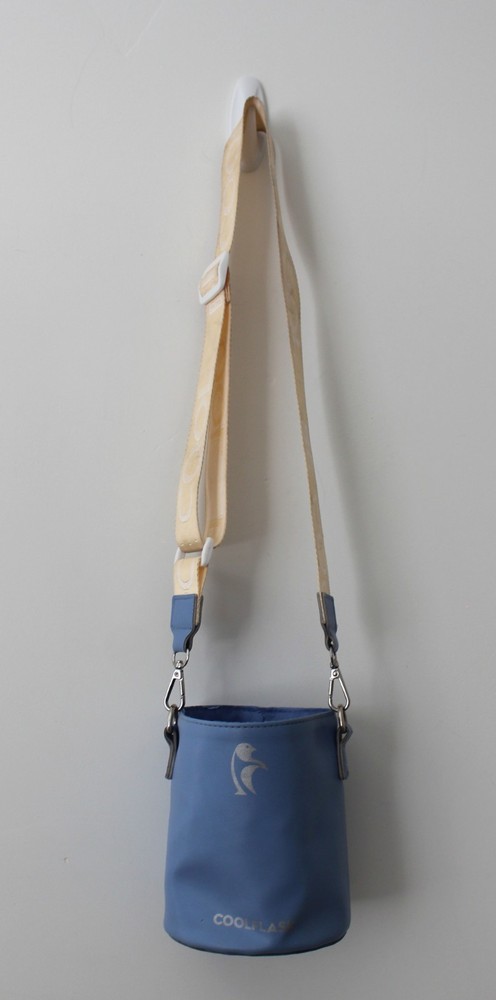 Coolflask Water Bottle Holder Adjustable Shoulder Strap Blue Pre-Owned
