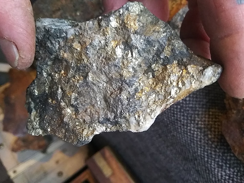 gold, iridium, metals, ore, large pieces,