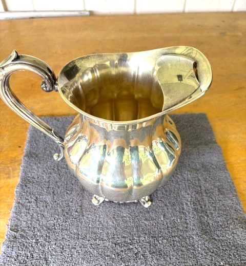 Vintage SHEFFIELD MELON By Community Silverplate Pitcher w/Handle