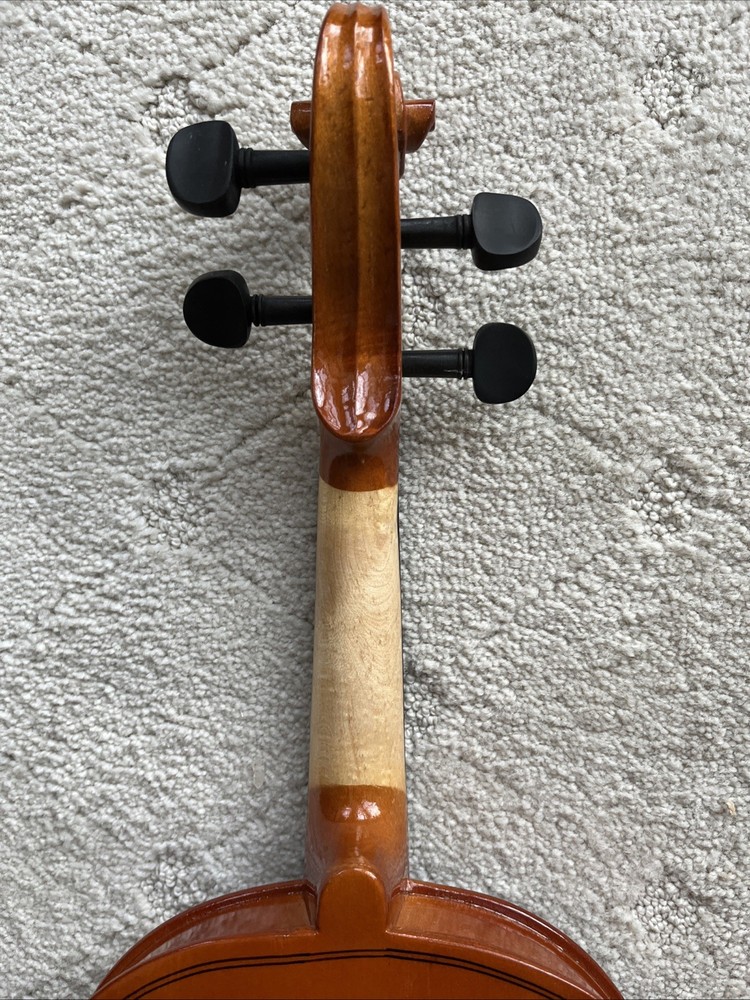 Violin With Teller Bridge, Bow and Case. Full Size 4/4