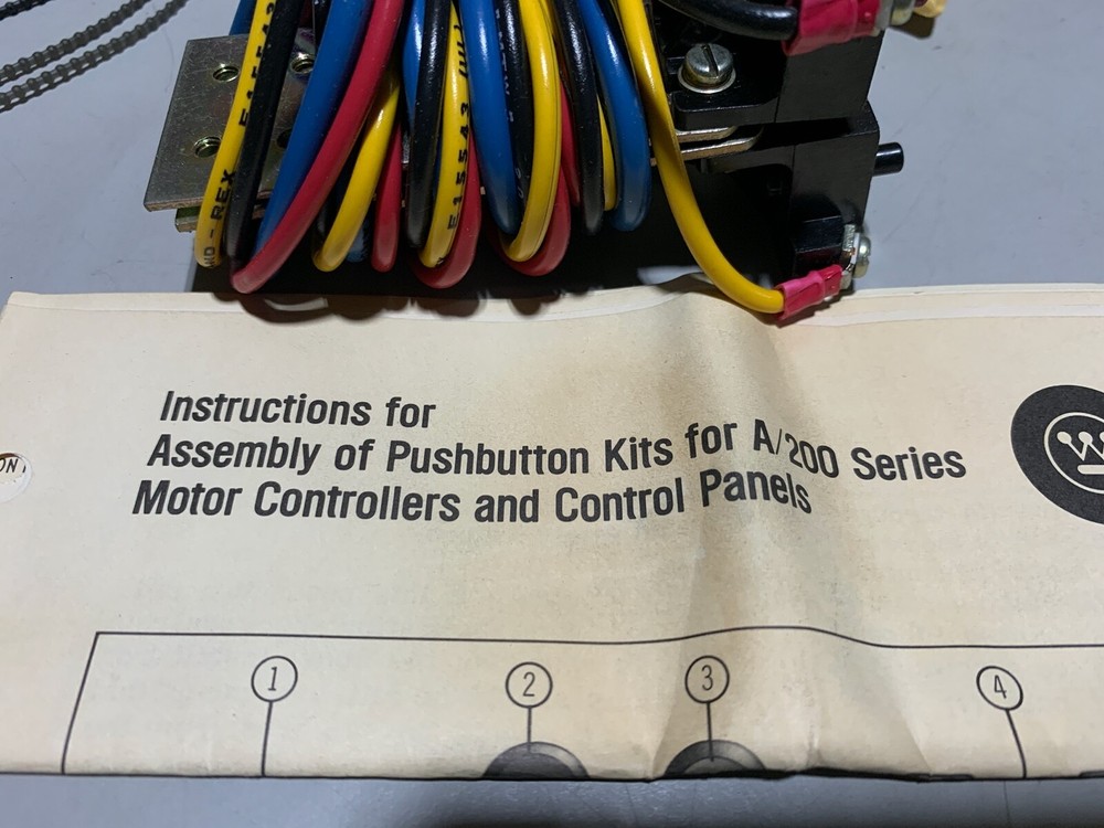 One (1) Genuine Westinghouse PBK-2 Pushbutton Kit Forward Reverse Stop, NOS