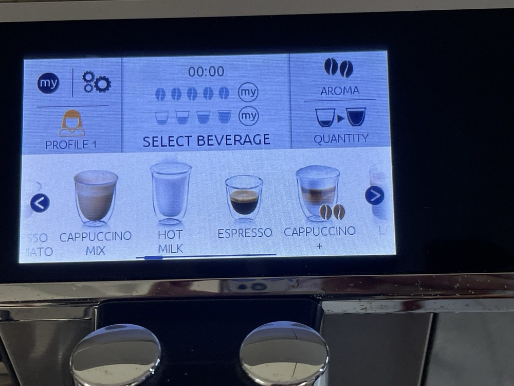 DeLonghi PrimaDonna Elite Experience ECAM 650.75.MS Coffee Machine – Serviced, E