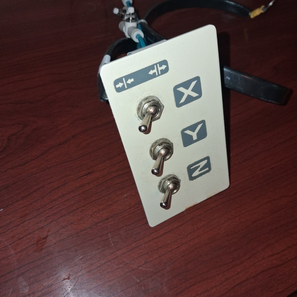 XYZ Toggle Switch Set For Comparator On 4x3 Plate Used