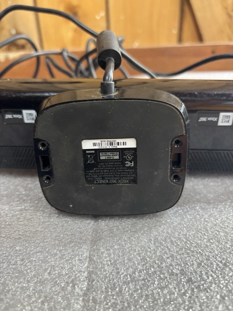 Official Microsoft Xbox 360 Kinect Motion Sensor Bar