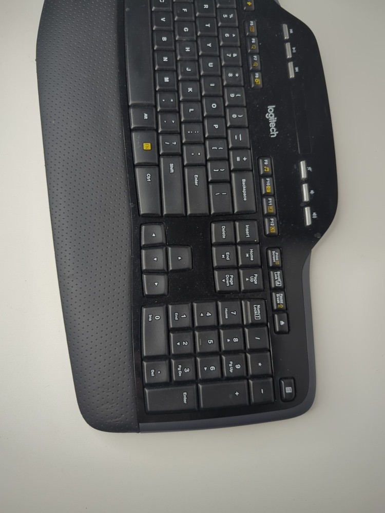 Logitech MK710 Wireless Keyboard (NO DONGLE)