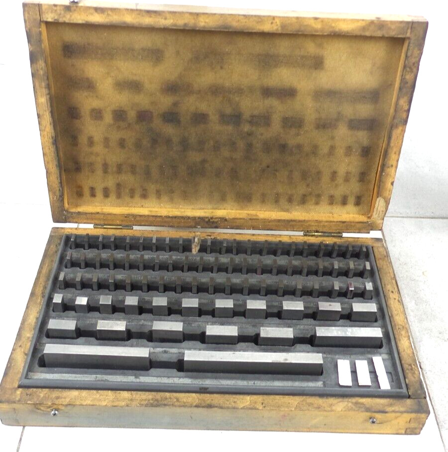 Rectangular Gage Block Set   (G126009-1 (AO) BY-74)