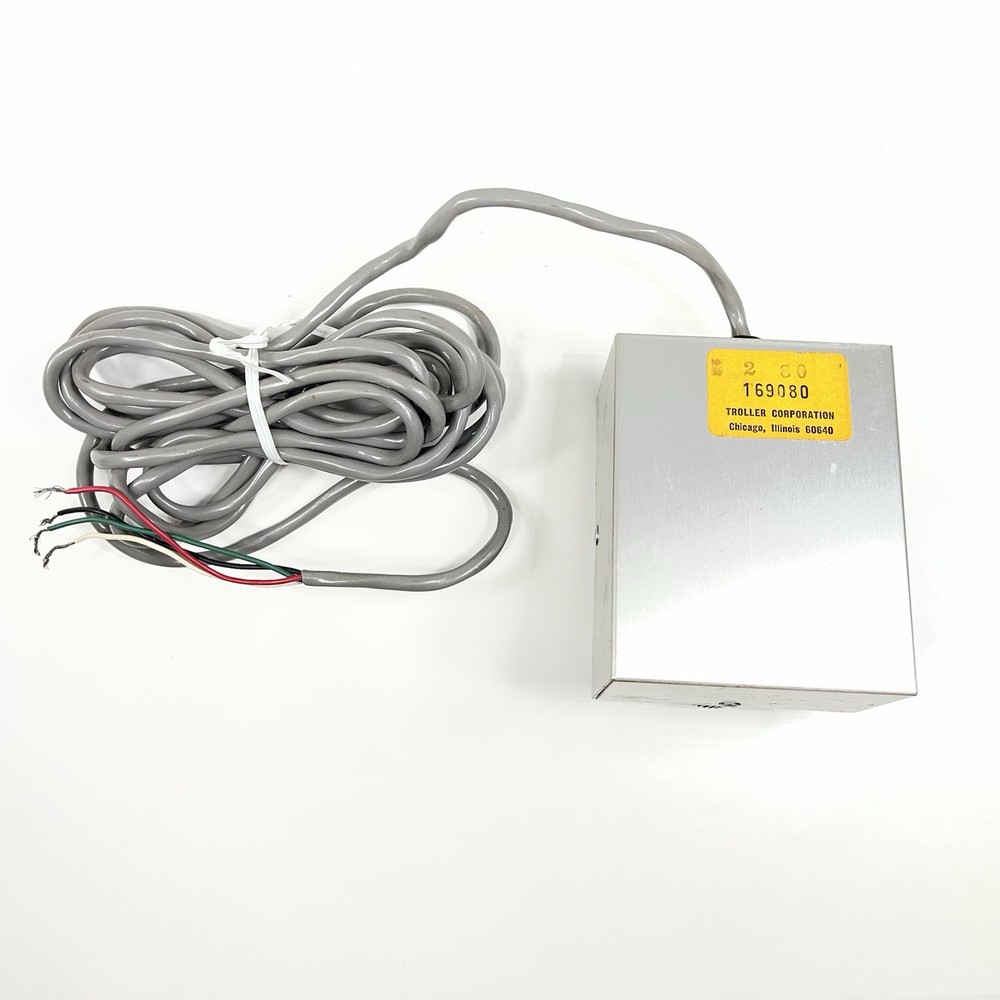 Troller TRH-200 DC Walk Around HO Scale Multiscale Train Controller